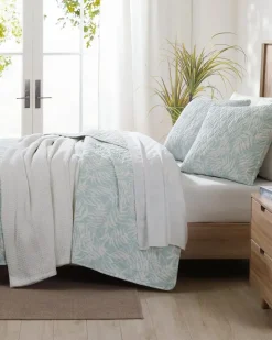 Tommy Bahama Art of Palms Reversible 3-Piece Full/Queen Quilt Set- Quilts & Blankets