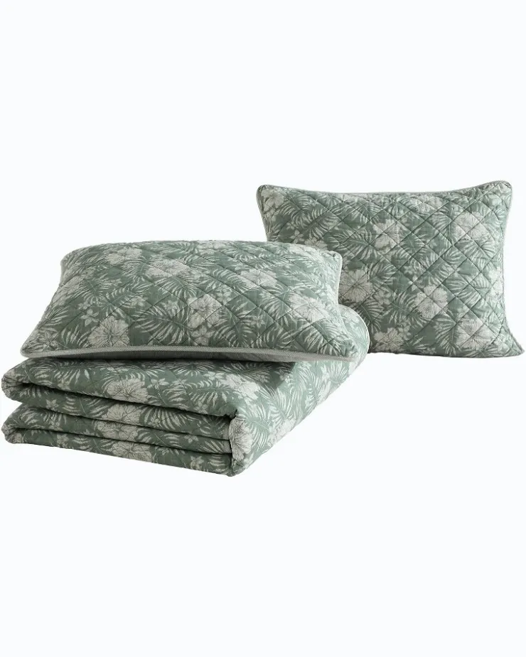 Tommy Bahama Hibiscus Reversible 3-Piece King Quilt Set- Quilts & Blankets