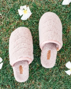 Tommy Bahama Women's OluKai® Pūpū Mua Fuzzy Slippers-Women Shoes & Sandals|Sleepwear